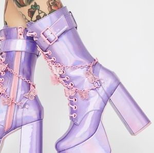 Im not selling  im looking for it plz iso